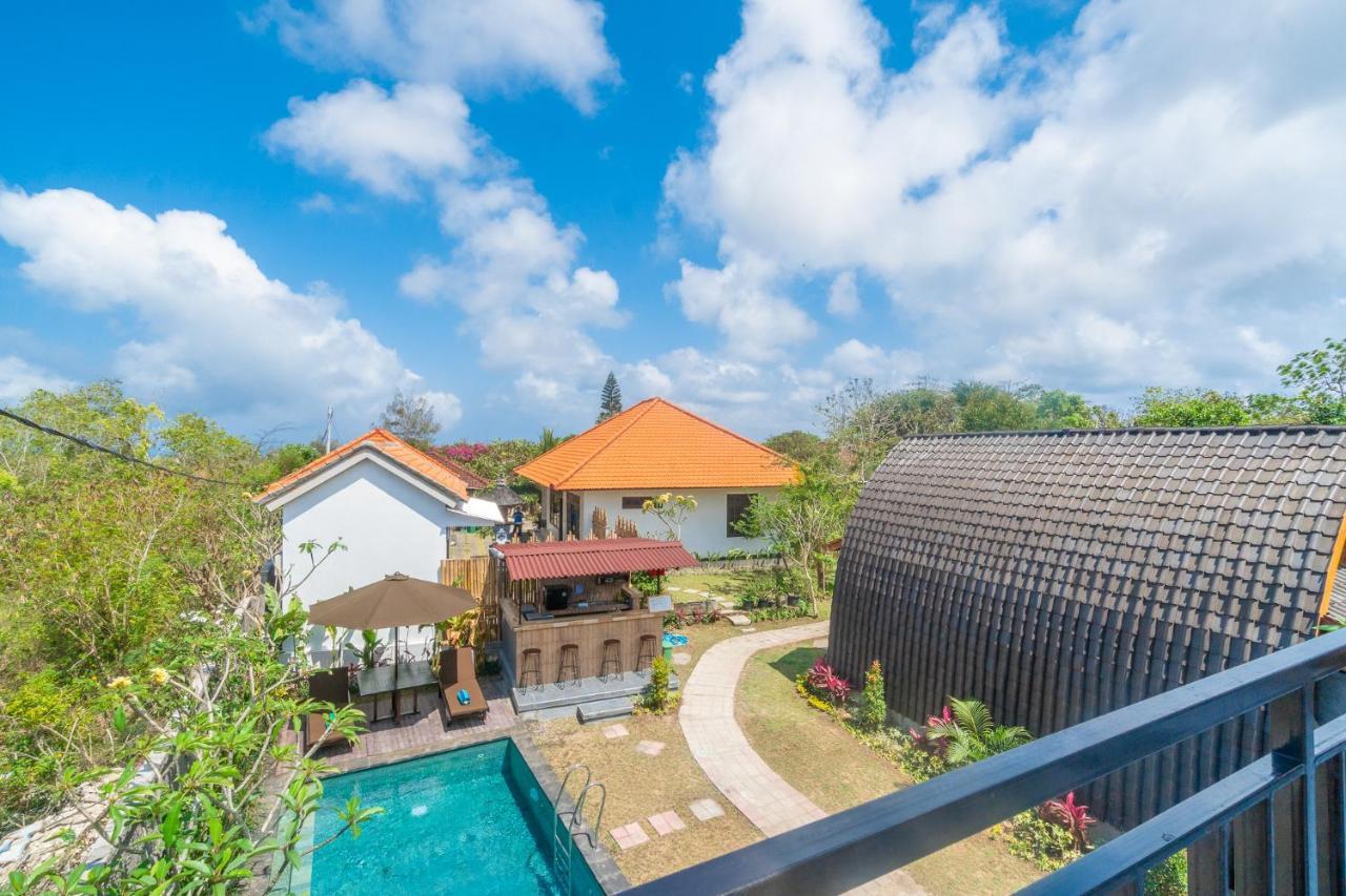 Wooden Puri Guesthouse Uluwatu  Exterior photo